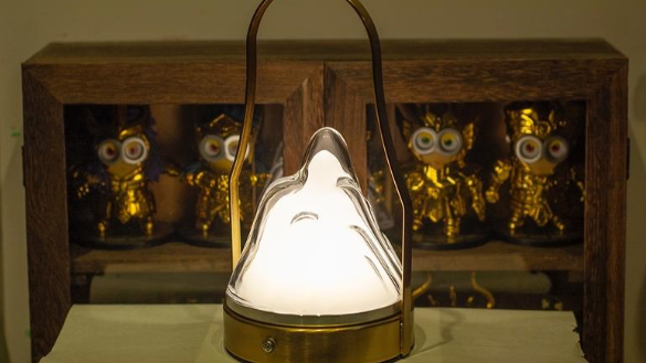 江山提燈（River and Mountain Hand Lantern）